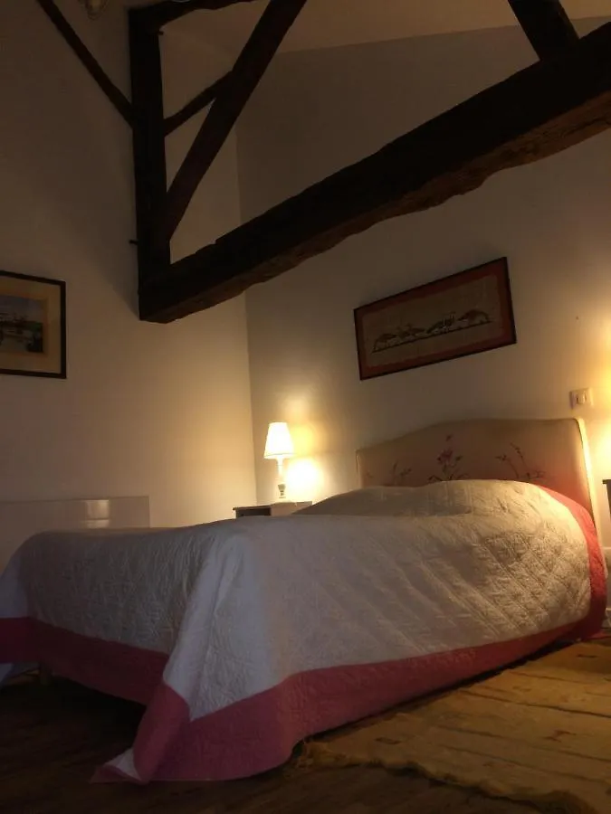 Chambre Dans Prieure De Caractere XVIII Siecle Planioles